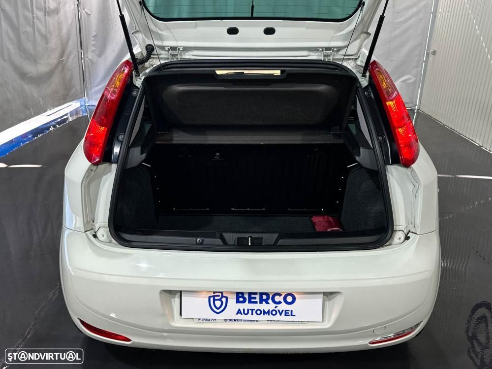 Fiat Punto 1.2 Lounge Start&Stop - 17