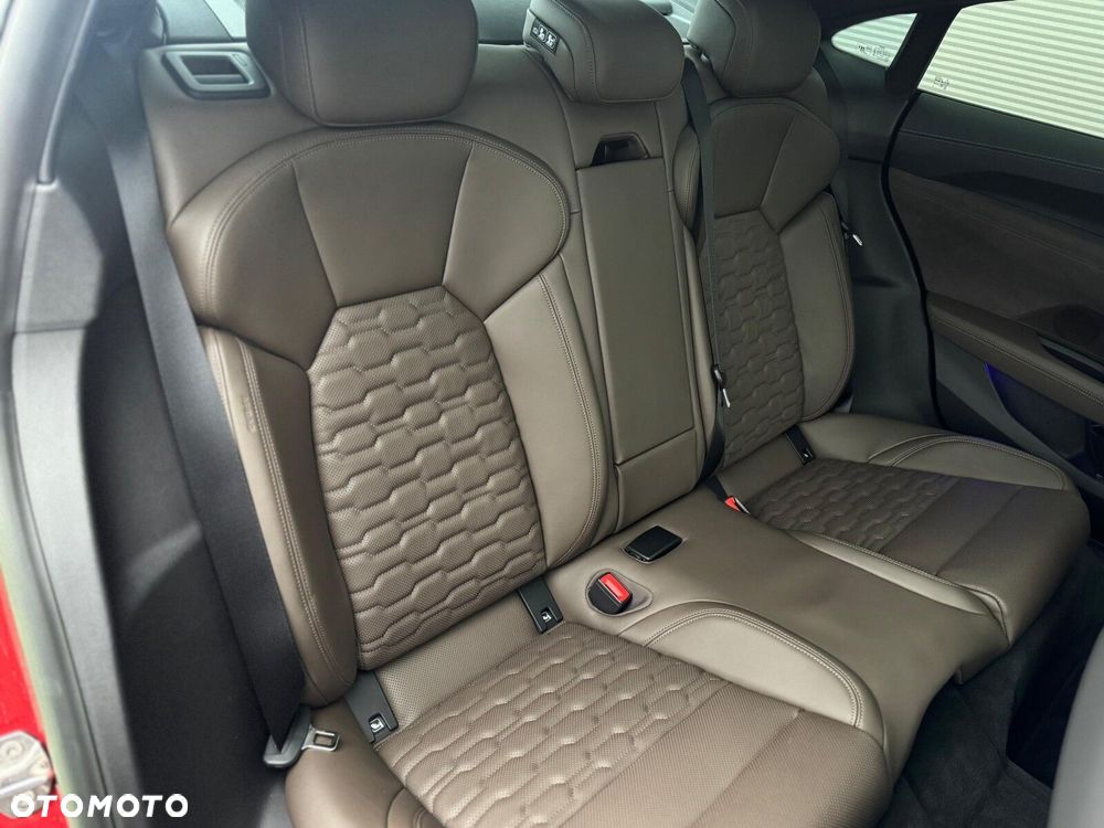 Audi e-tron GT 60 93kWh Quattro - 31