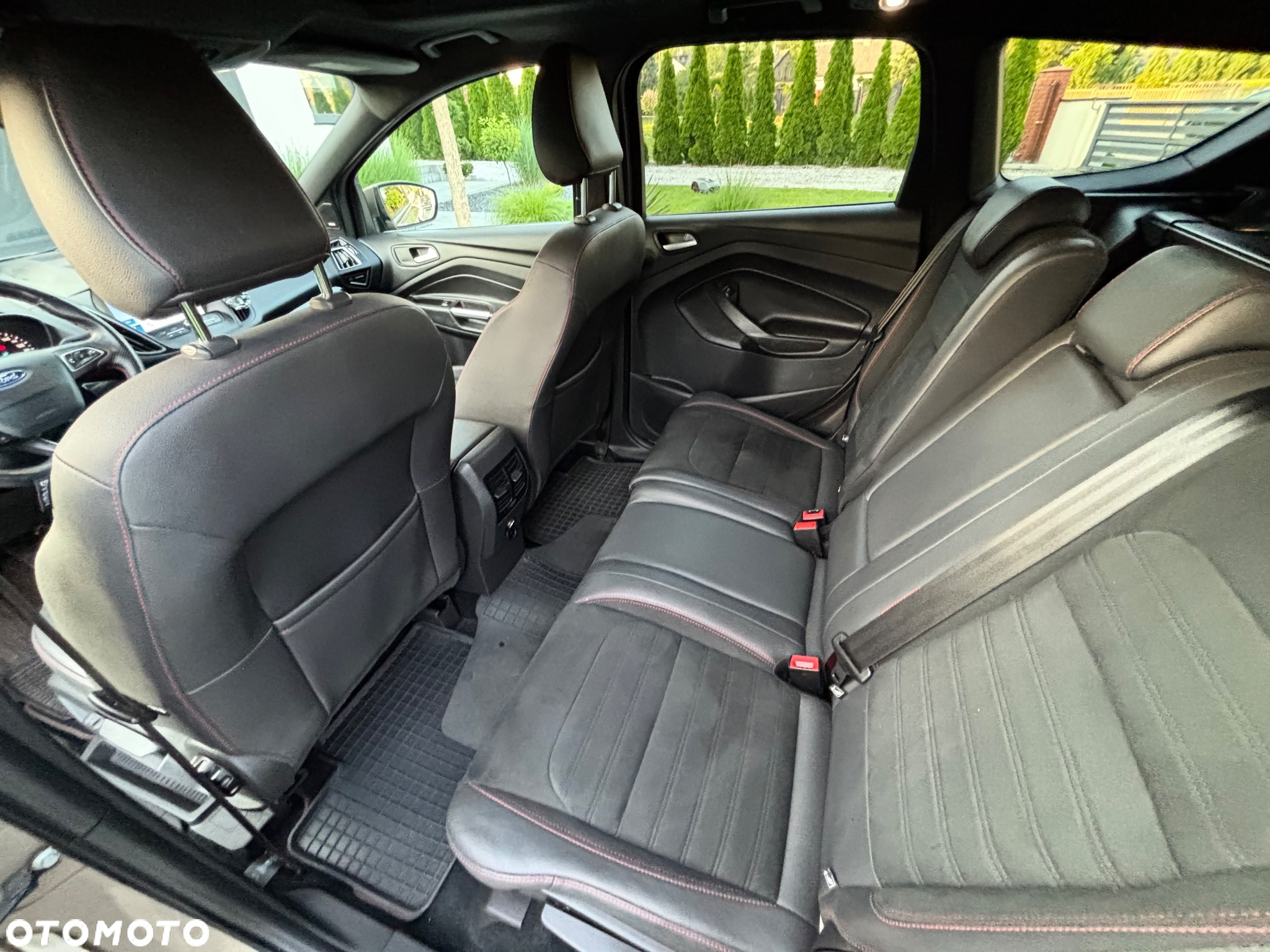 Ford Kuga 2.0 TDCi 4x4 ST-Line - 19