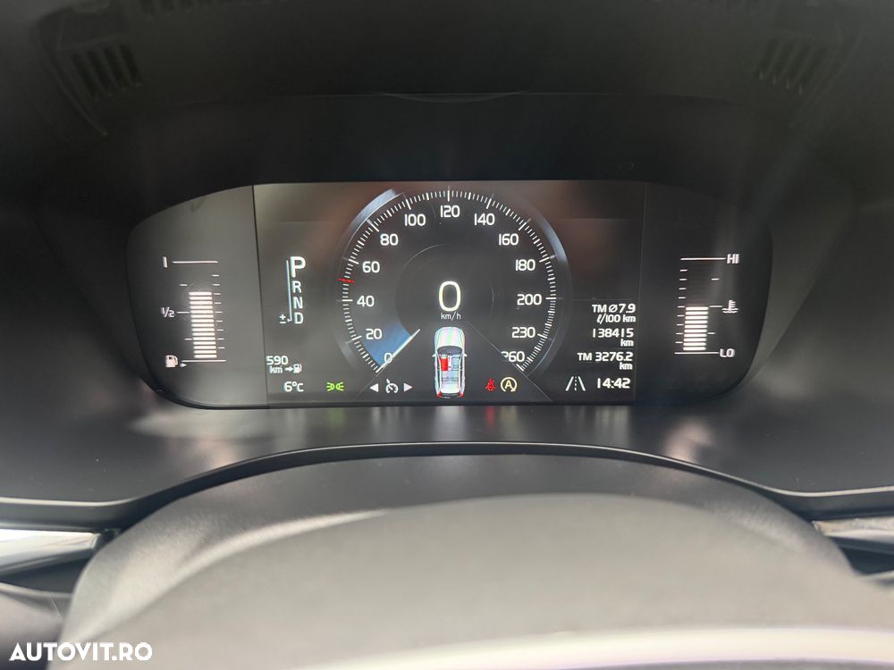 Volvo XC 60 - 8