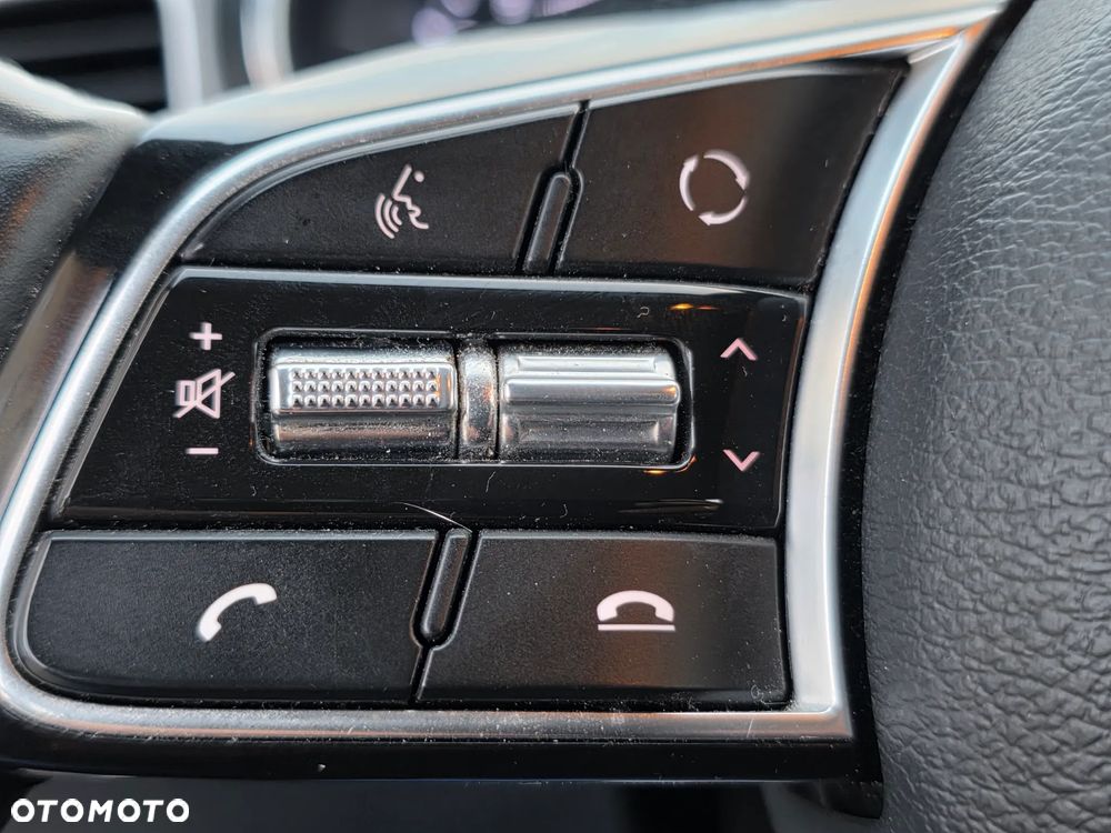 Kia Ceed 1.4 T-GDI M - 25