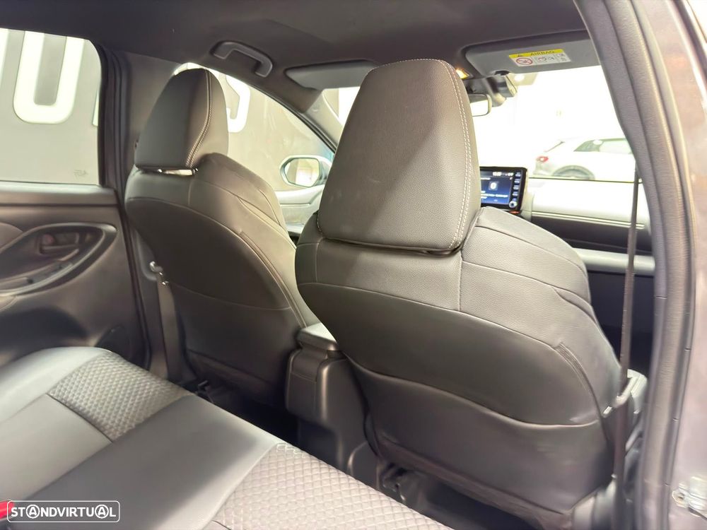 Toyota Yaris 1.5 HDF GR Sport - 43