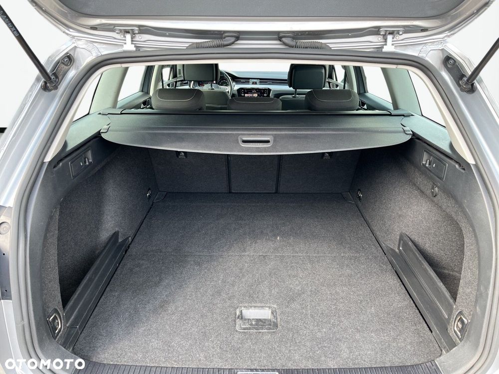 Volkswagen Passat Variant 1.5 TSI EVO Business DSG - 18