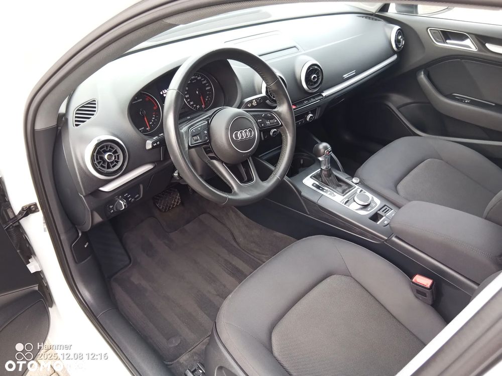 Audi A3 Limousine 1.6 TDI Sport S tronic - 12
