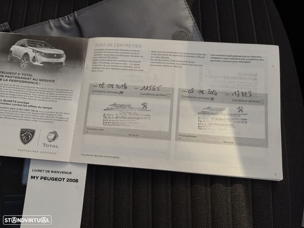 Peugeot 2008 1.2 PureTech Signature - 47