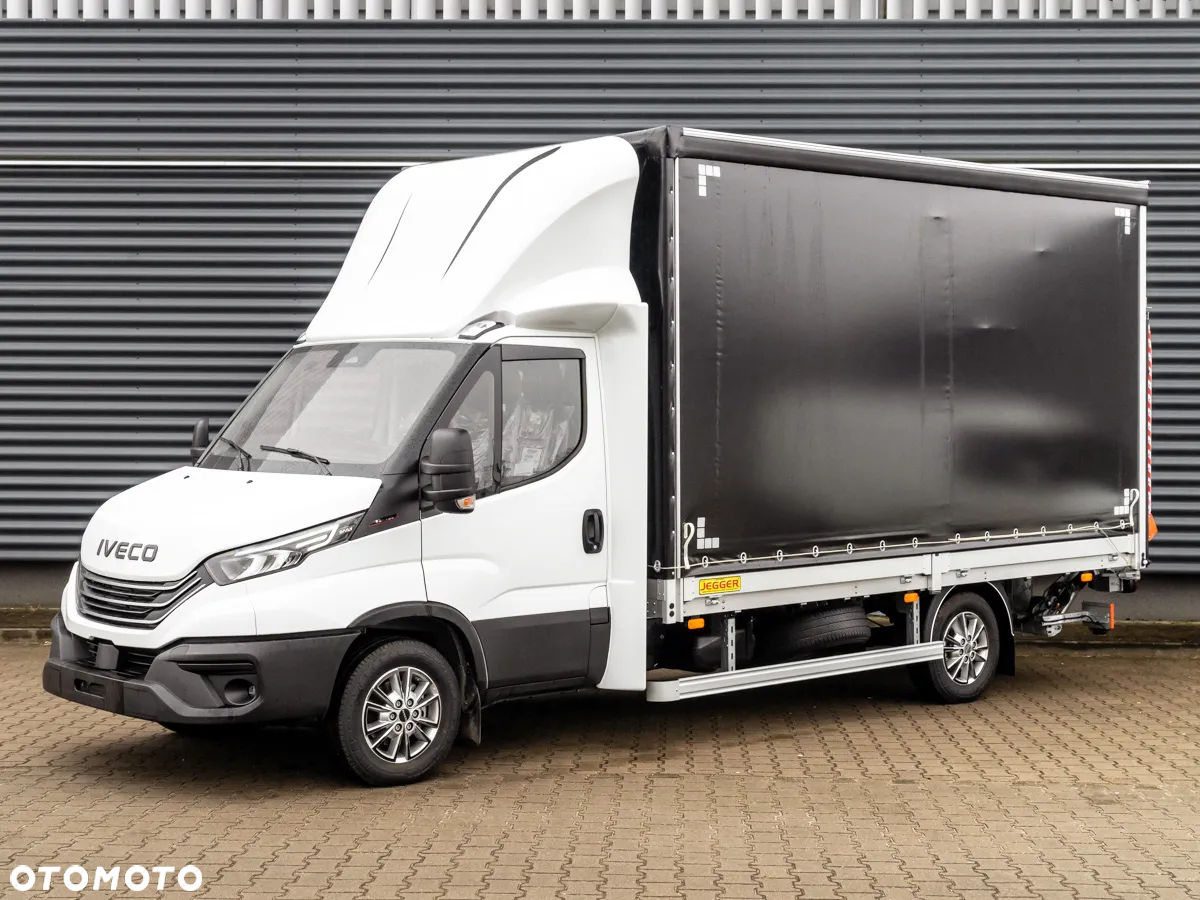 Iveco Daily 3.0 plandeka z windą - 2