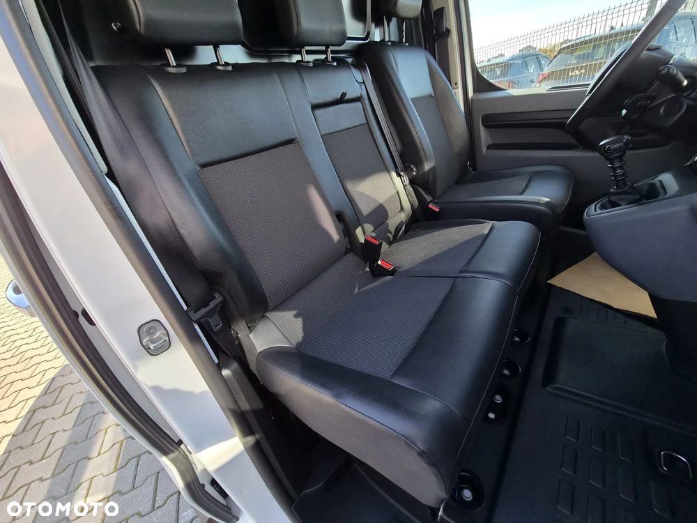 Opel Vivaro - 24
