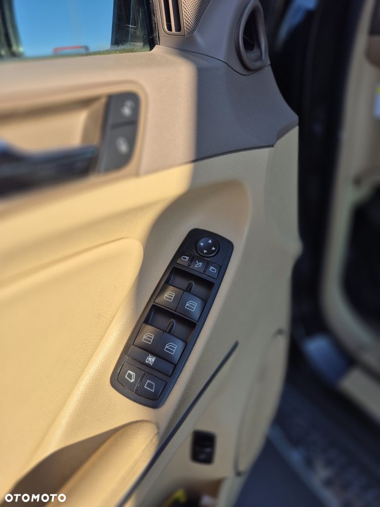 Mercedes-Benz GL 320 CDI 4Matic 7G-TRONIC - 12