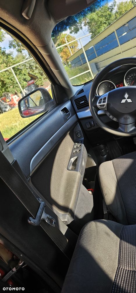 Mitsubishi Lancer - 15