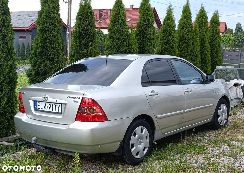 Toyota Corolla 1.6 VVT-i Terra Polaris - 2