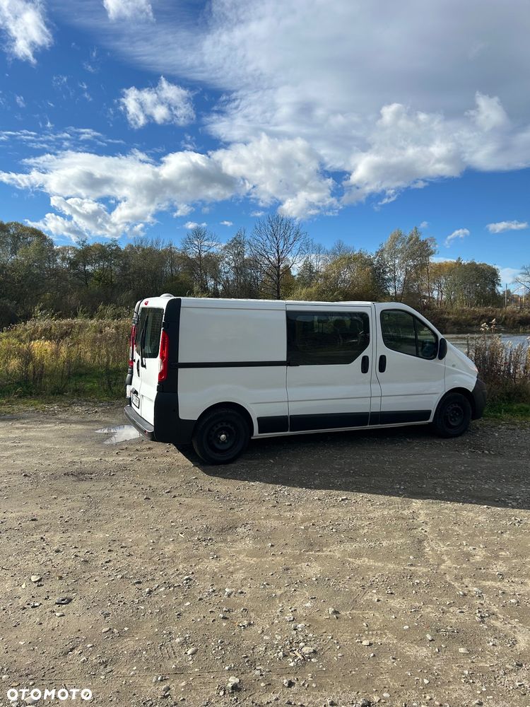Renault Trafic - 25