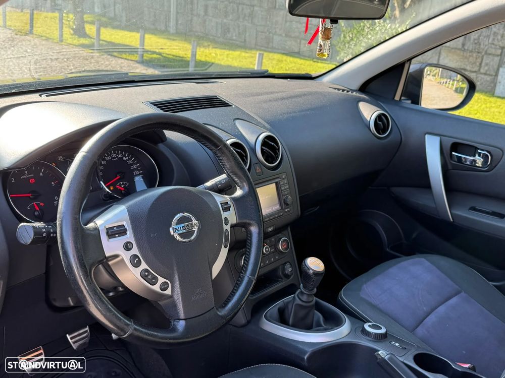 Nissan Qashqai - 12