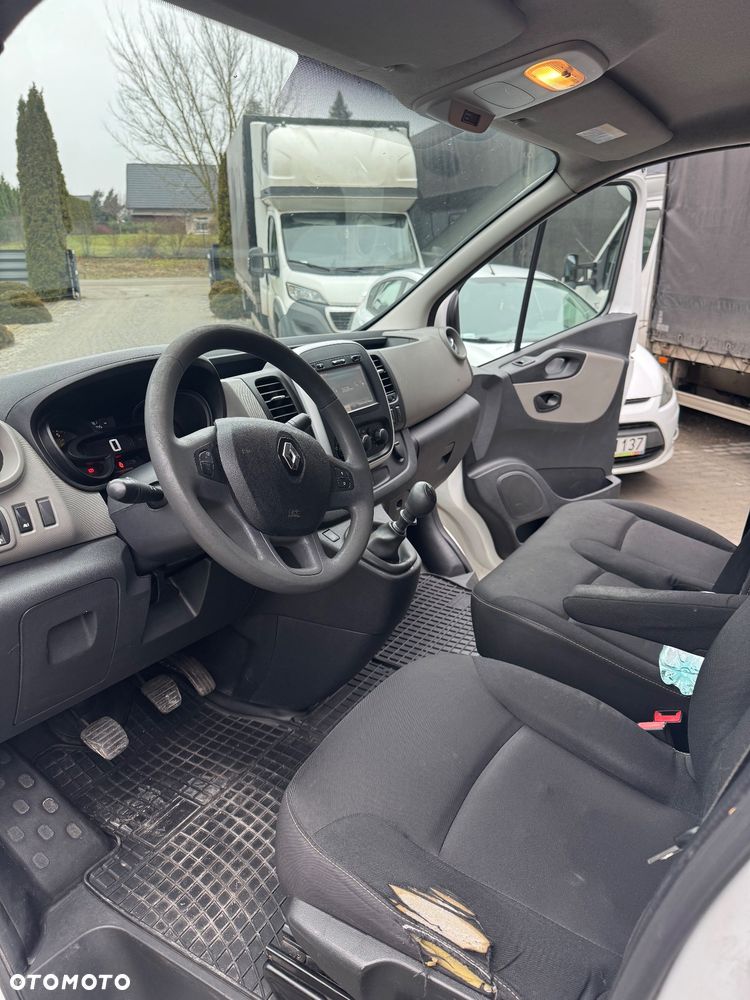 Renault Trafic - 11