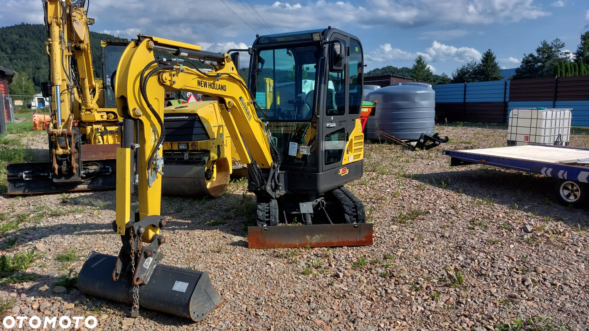 New Holland E19C - 6