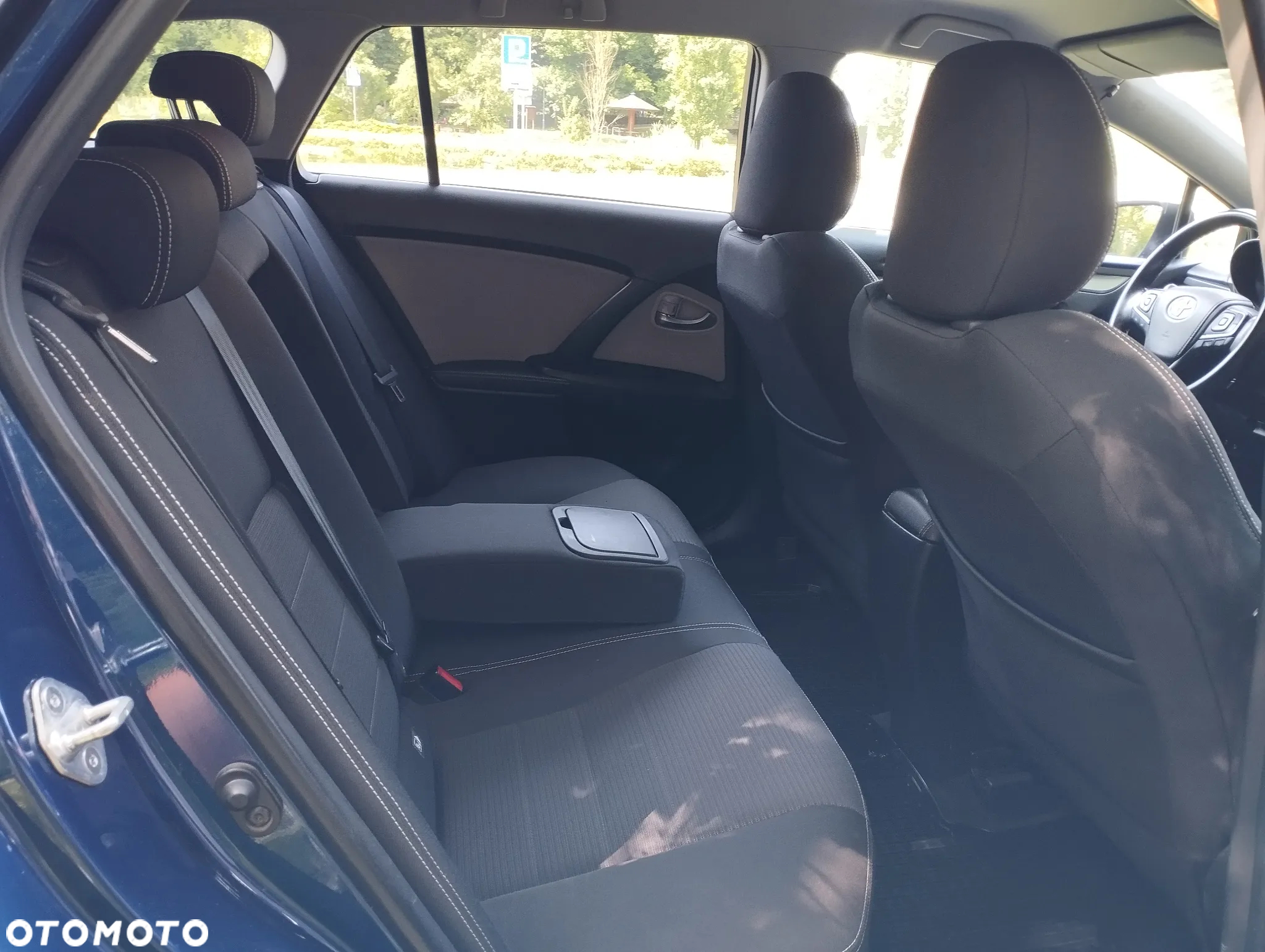 Toyota Avensis 2.0 D-4D Prestige - 27