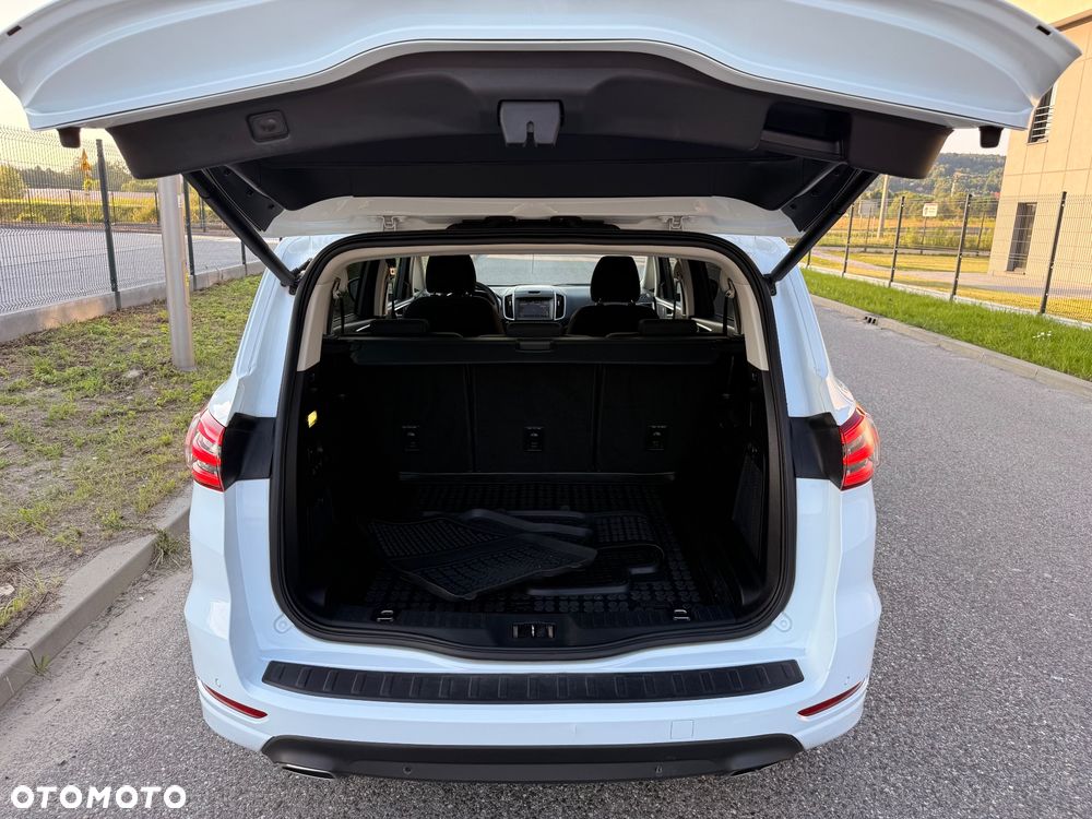 Ford S-Max 2.0 TDCi Titanium - 34