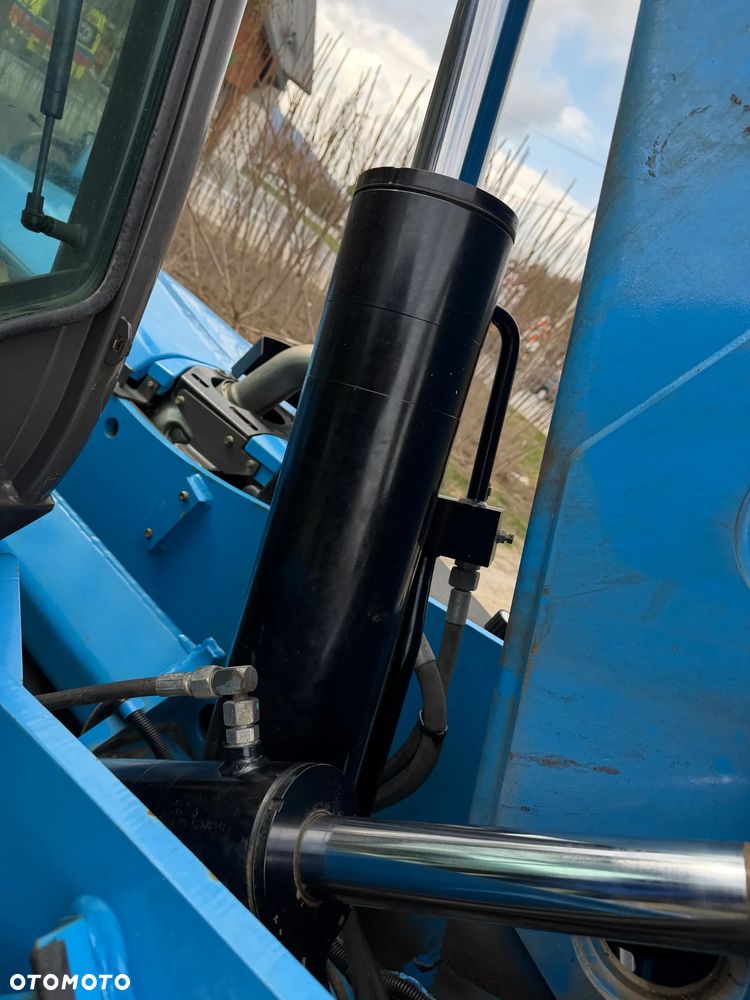 Manitou MT932 Ładowarka Teleskopowa 9m wysuw!  UDŹWIG 3,2 TONY! Przebieg 2600 mtg. jak Nowa z SALONU 2016 rok z Norwegii z Gospodarstwa rolnego! Silnik DEUTZ 110 km. Aktualne Serwisy w Dekra. Nowy Model sterowane wszystko z 1 dżojstika. Widły i łyżka. Ani deka luzu czy wycieku. OKAZJA! Jazda REWERS + 4 biegi. Skręt 3 tryby. - 23