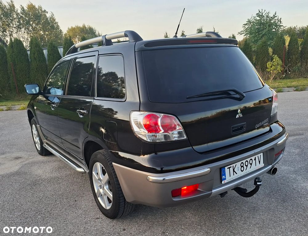 Mitsubishi Outlander - 6