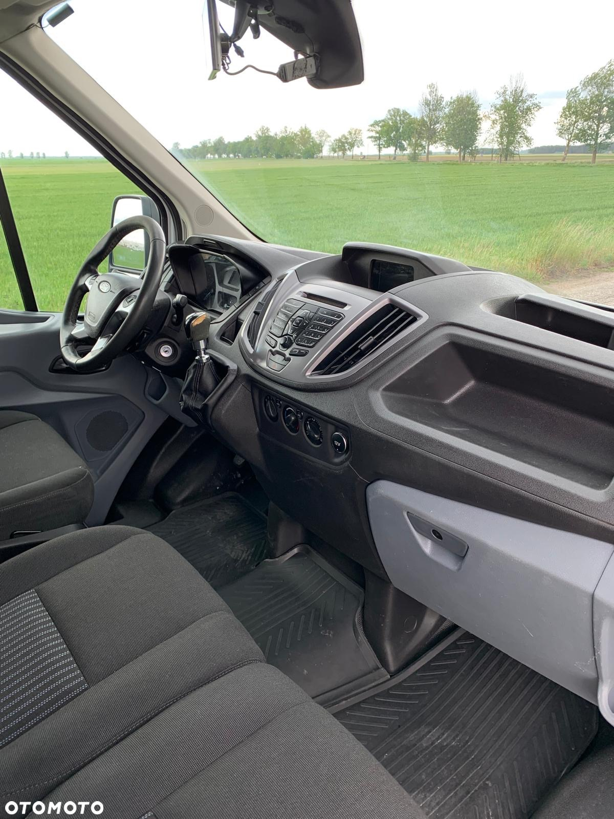 Ford Transit - 14