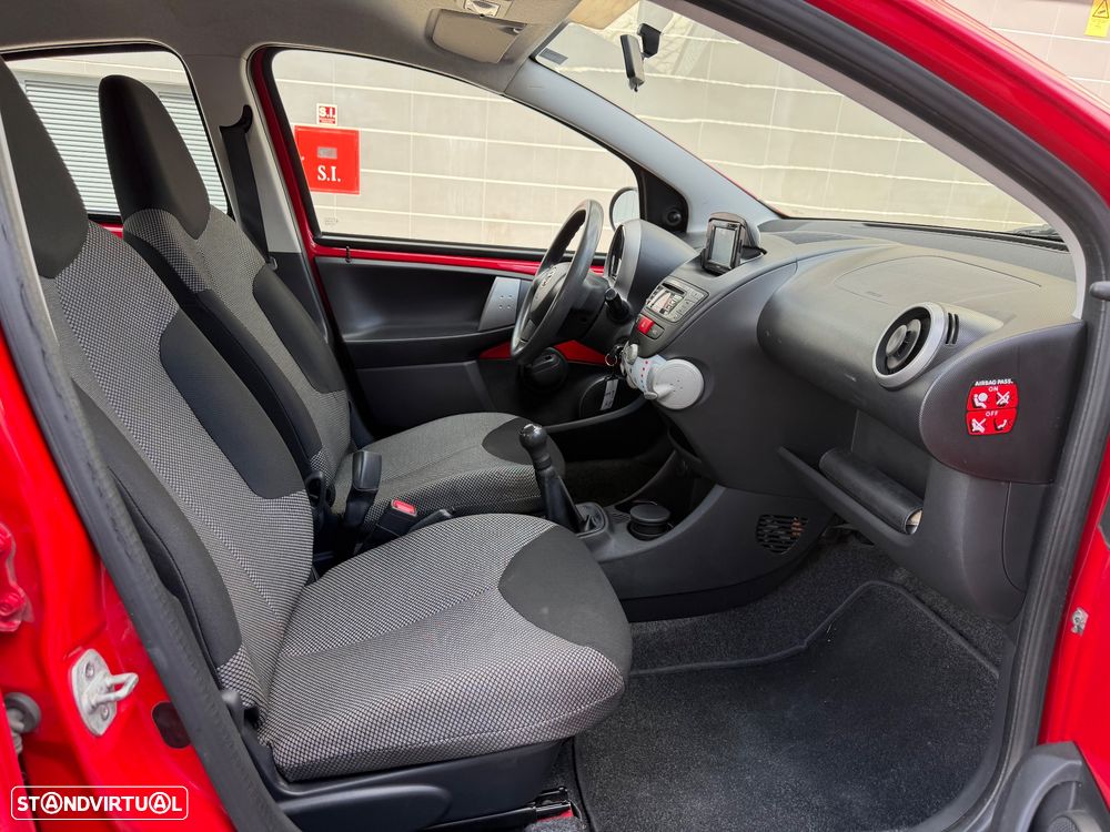 Toyota Aygo 1.0 + AC+VSC - 21