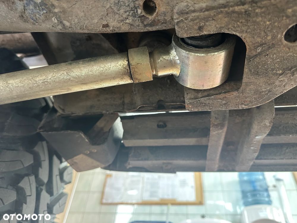 Nissan Patrol - 32