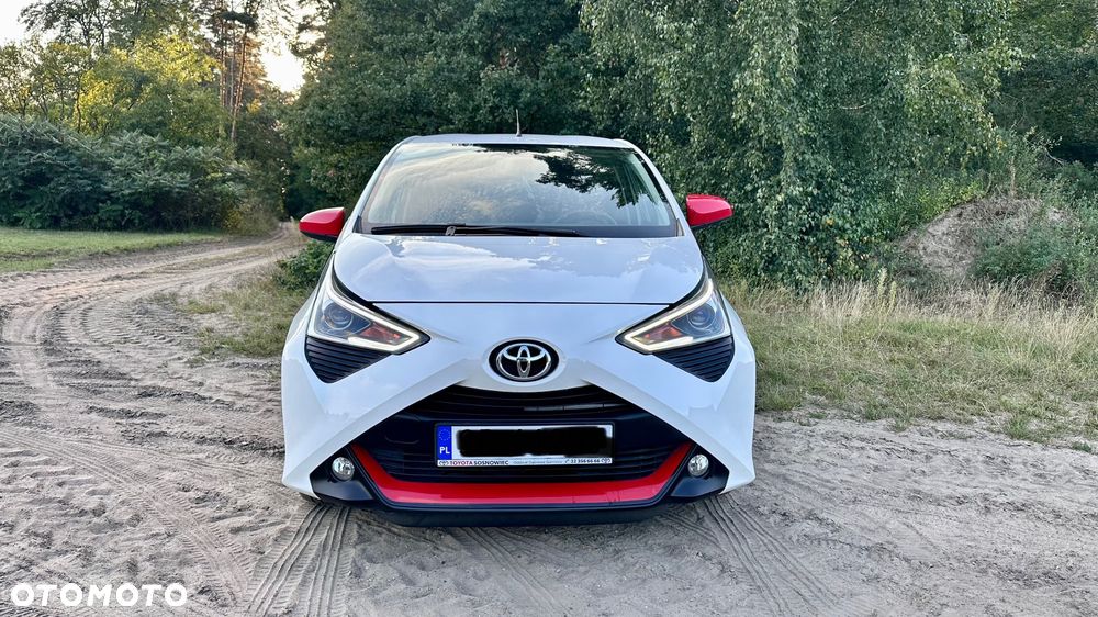 Toyota Aygo 1.0 VVT-i Color Edition - 1
