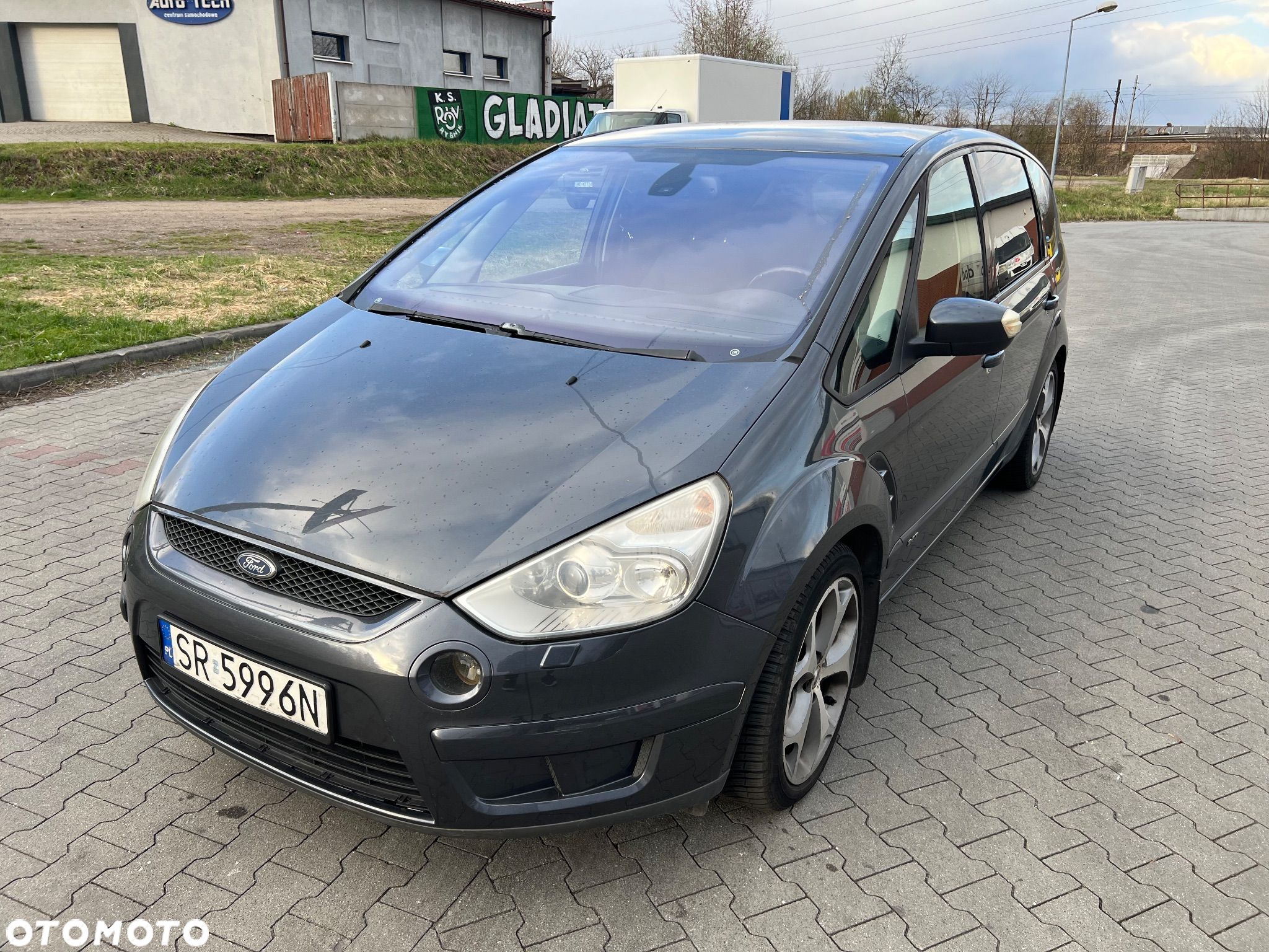 Ford S-Max - 1