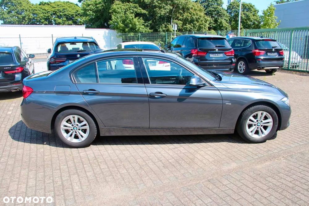 BMW Seria 3 320i Edition M Sport Shadow - 8