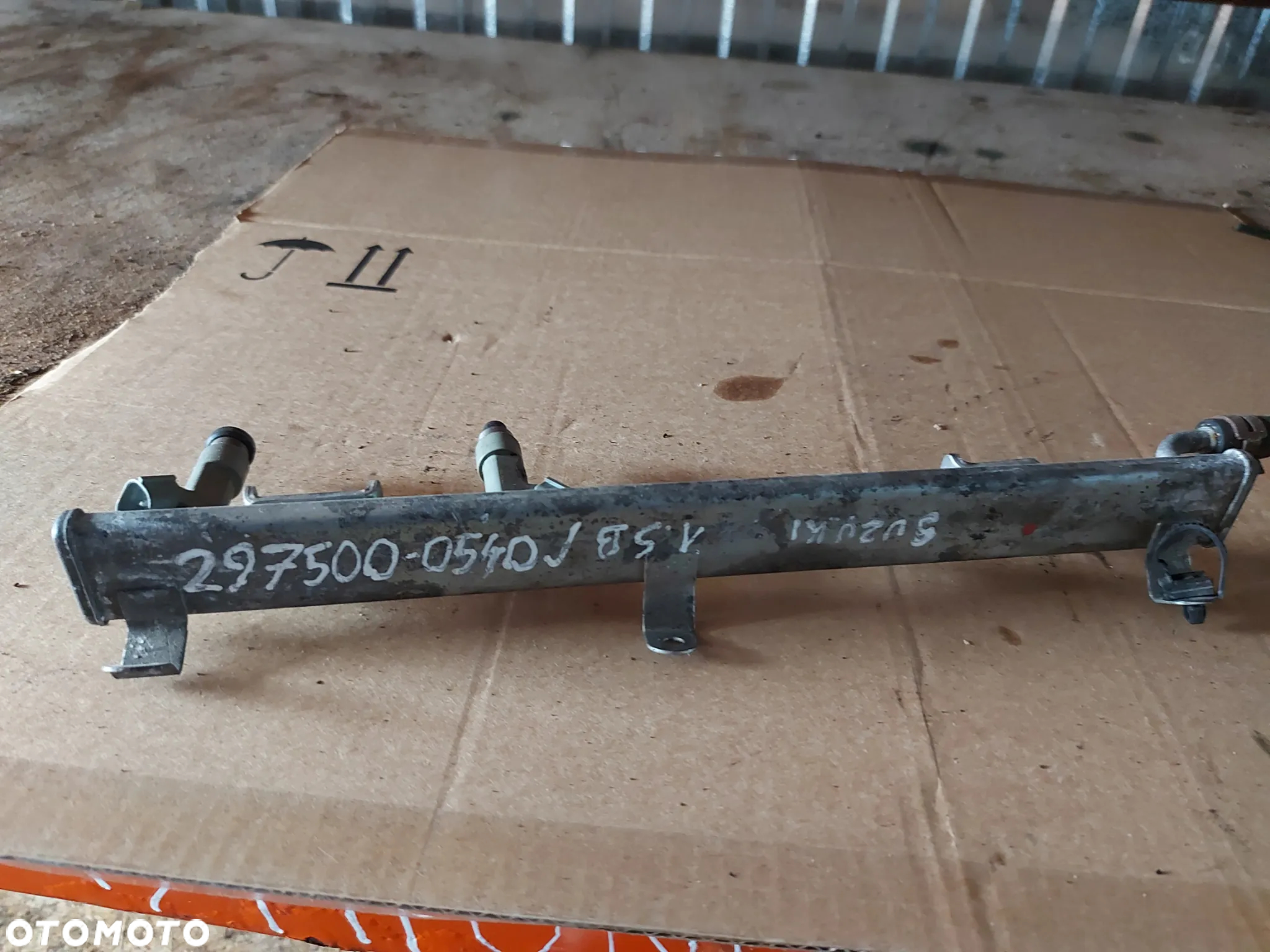 Listwa wtryskowa Suzuki Swift 1.5b 297500-0540 - 4