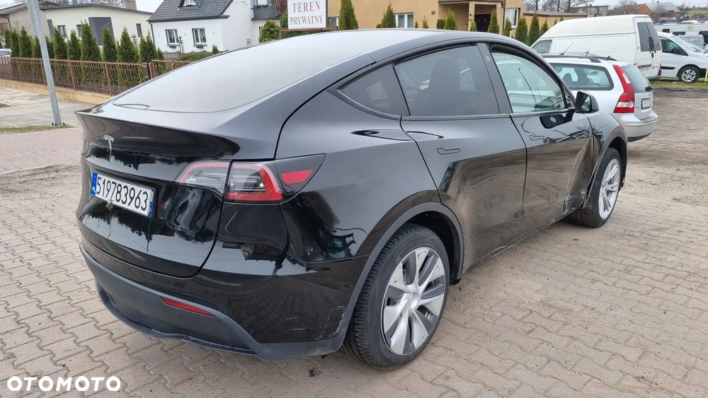 Tesla Model Y RWD - 3