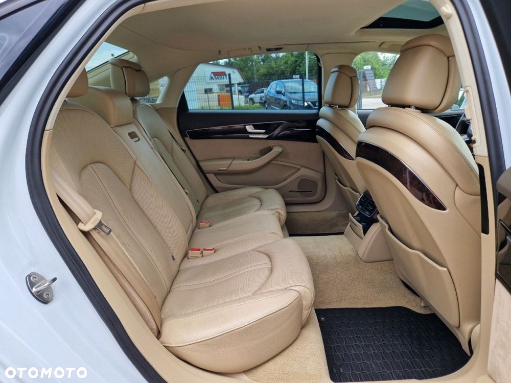Audi A8 - 24