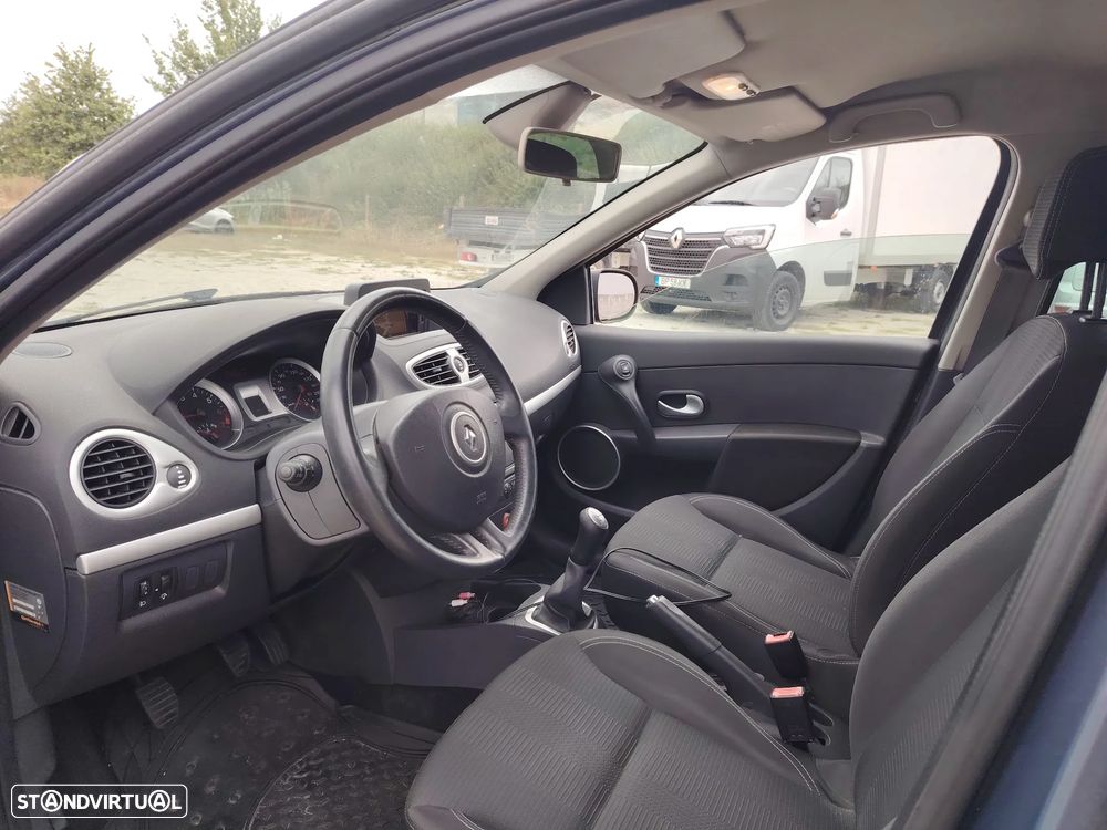 Renault Clio 1.2 16V Dynamique - 4