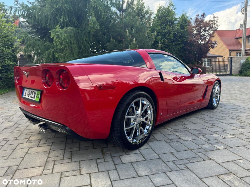 Chevrolet Corvette - 10