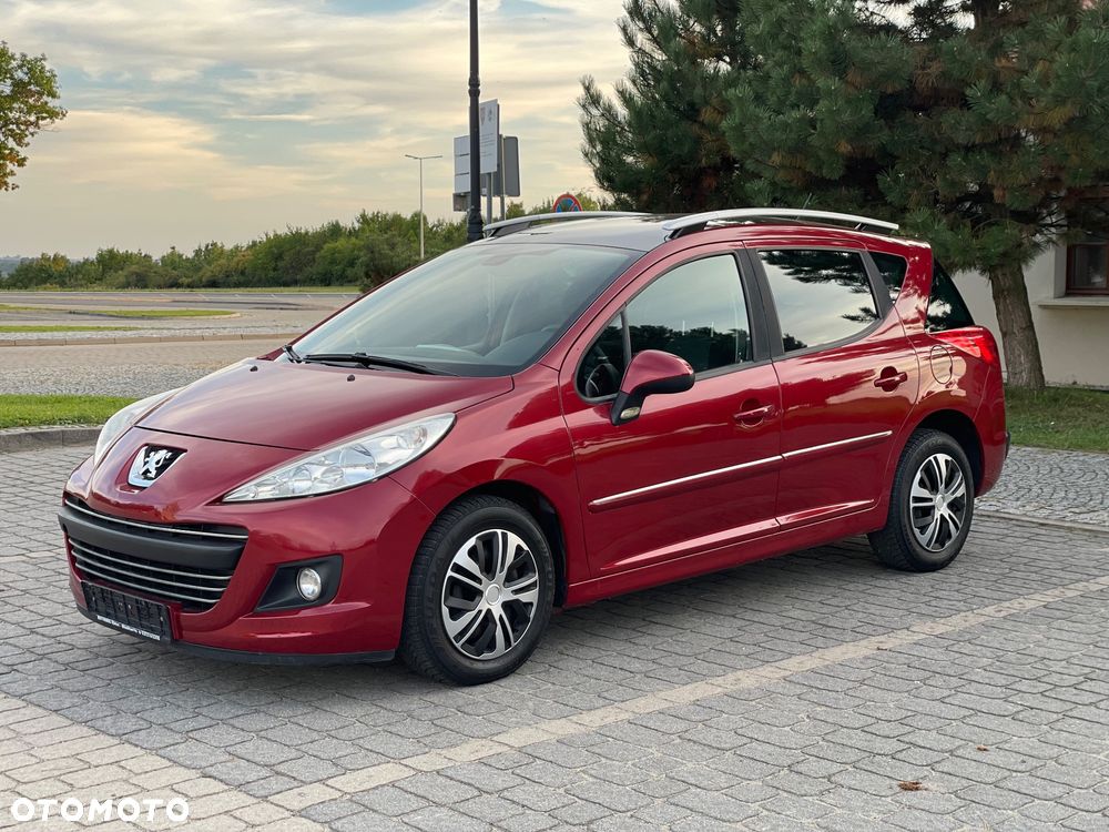 Peugeot 207 - 13