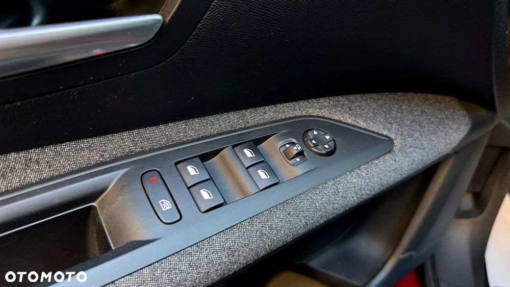 Peugeot 3008 BlueHDi 120 EAT6 Stop & Start Active - 24