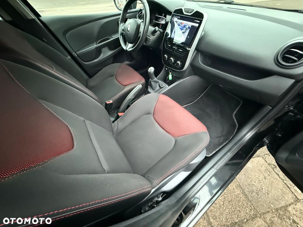 Renault Clio 1.2 16V 75 Experience - 28