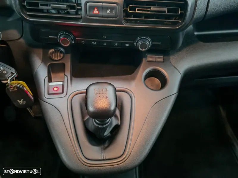 Peugeot Partner 1.5 BlueHDi Premium Longa - 11