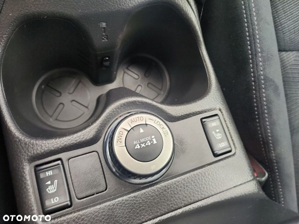 Nissan X-Trail - 38