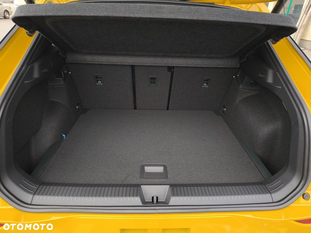 Volkswagen T-Roc 1.5 eTSI R-Line DSG - 18