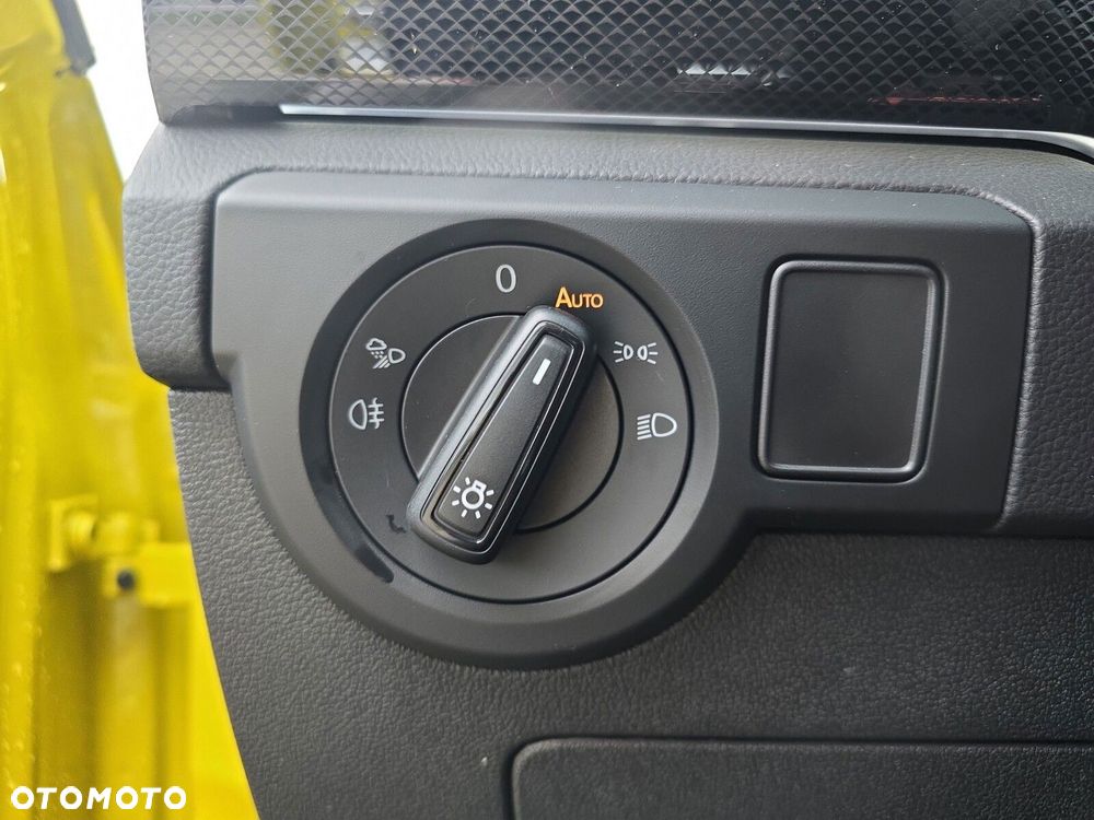 Volkswagen T-Cross 1.0 TSI R-Line Plus DSG - 31