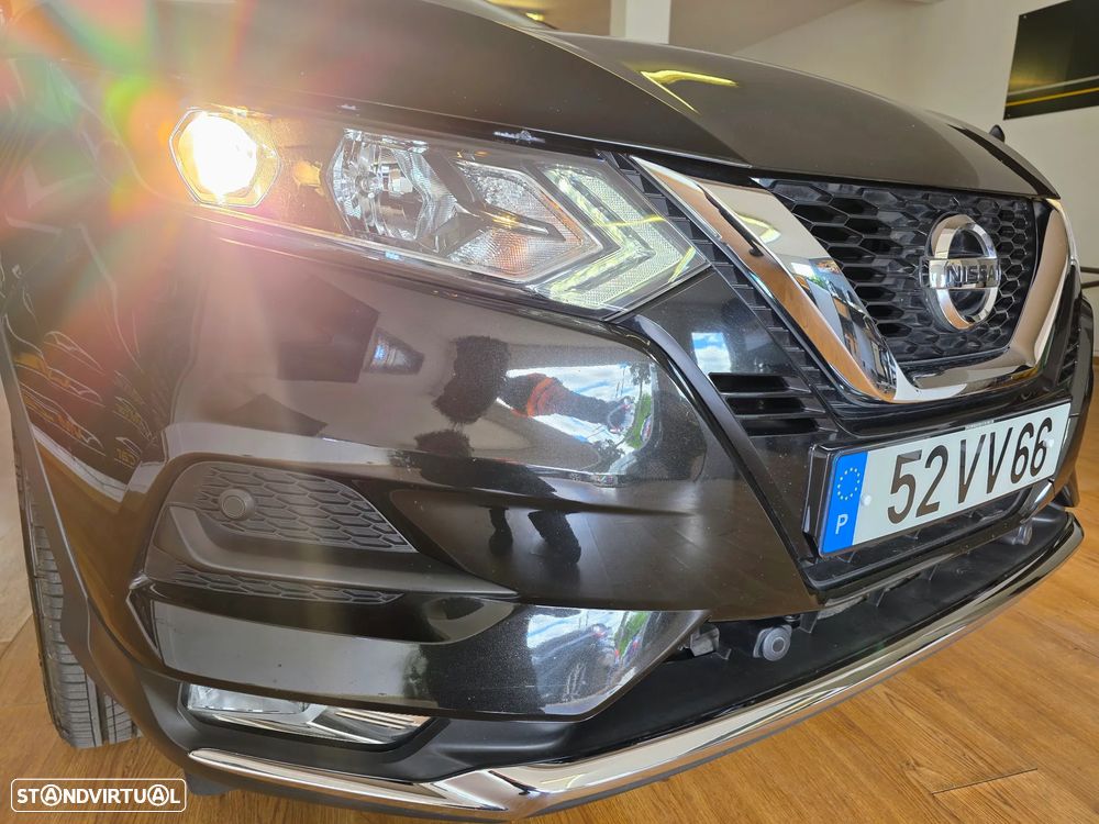 Nissan Qashqai 1.5 dCi N-Connecta - 18