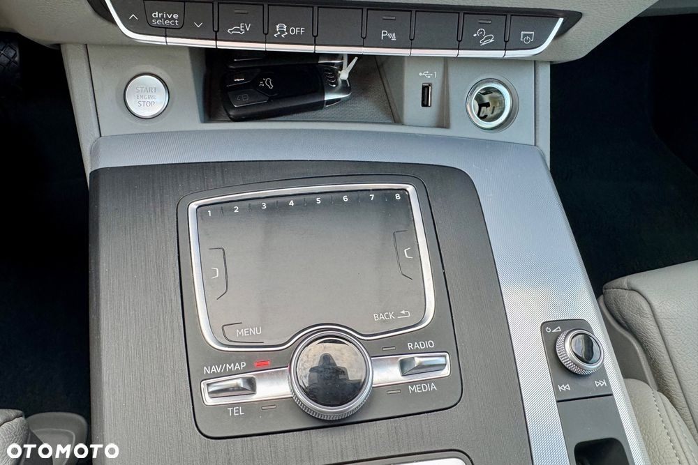 Audi Q5 50 TFSIe quattro S tronic - 31