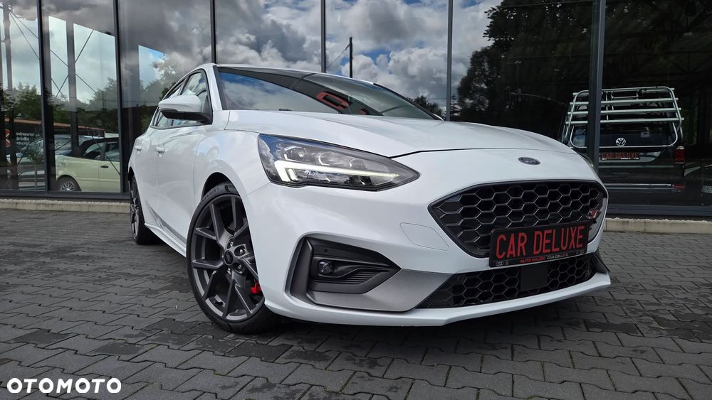 Ford Focus - 31