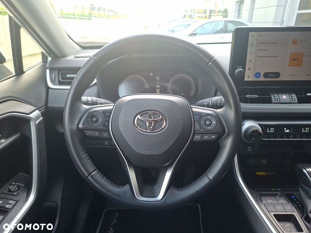 Toyota RAV4 - 16