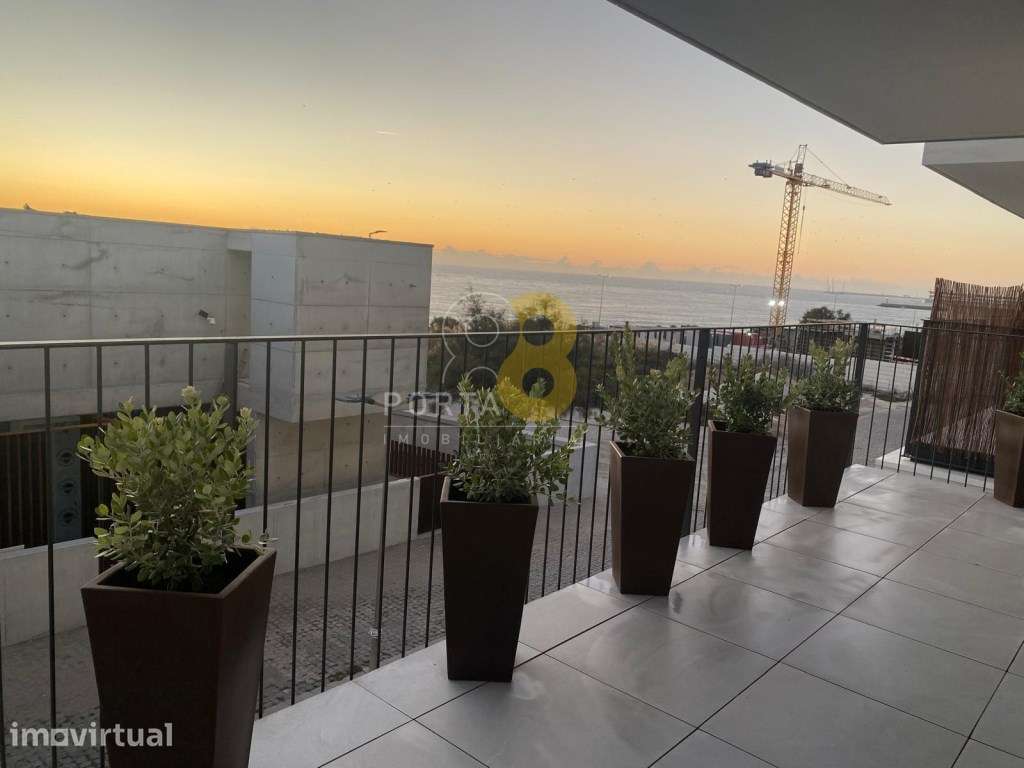 Apartamento T3, com terraço pronto a habitar - junto ao mar - Grande imagem: 5/31