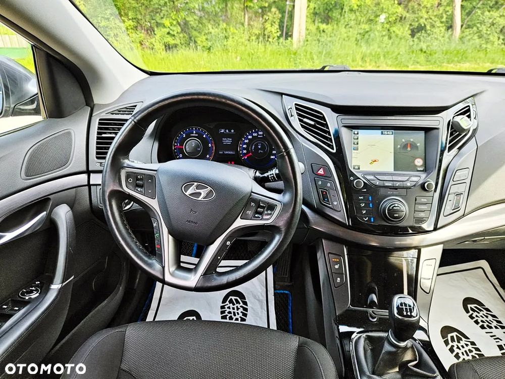 Hyundai i40 Kombi blue 1.7 CRDi Premium - 17