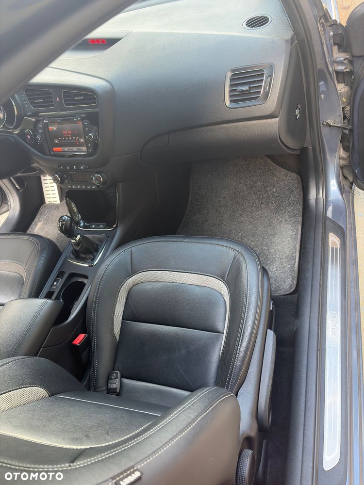 Kia Ceed - 26