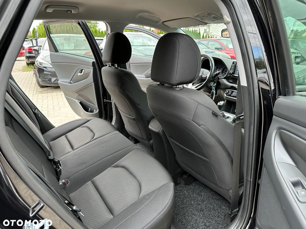 Hyundai i30 - 27