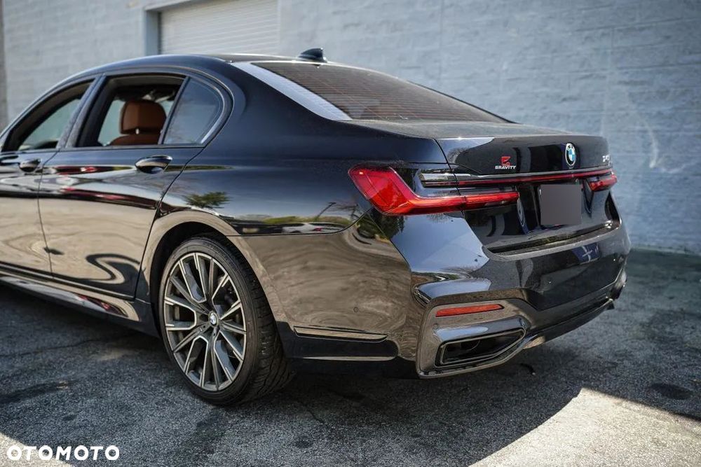 BMW Seria 7 740i - 6