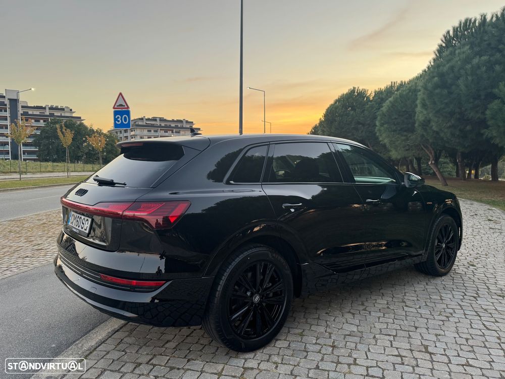 Audi e-tron - 8